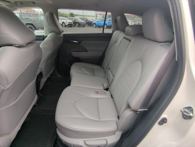 2021 Toyota Highlander Hybrid XLE