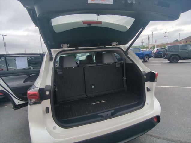 2021 Toyota Highlander Hybrid XLE