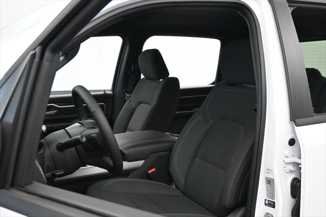 2026 Ram 1500 Big Horn Crew Cab 4x2 5'7" Box