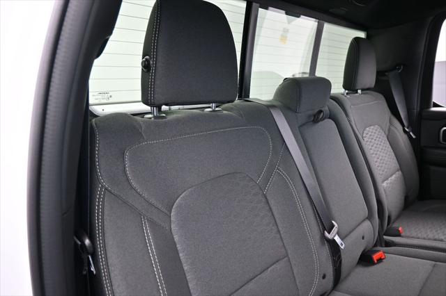 2026 Ram 1500 Big Horn Crew Cab 4x2 5'7" Box