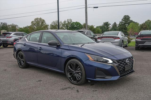 2023 Nissan Altima SR FWD