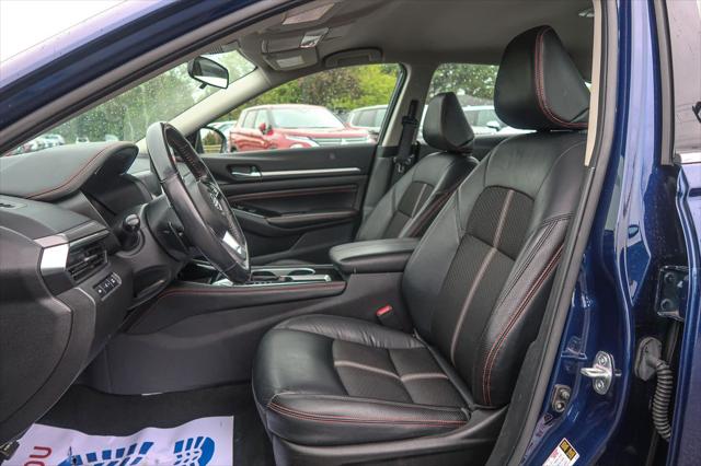 2023 Nissan Altima SR FWD