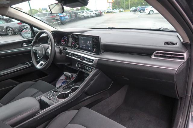 2023 Kia K5 LXS