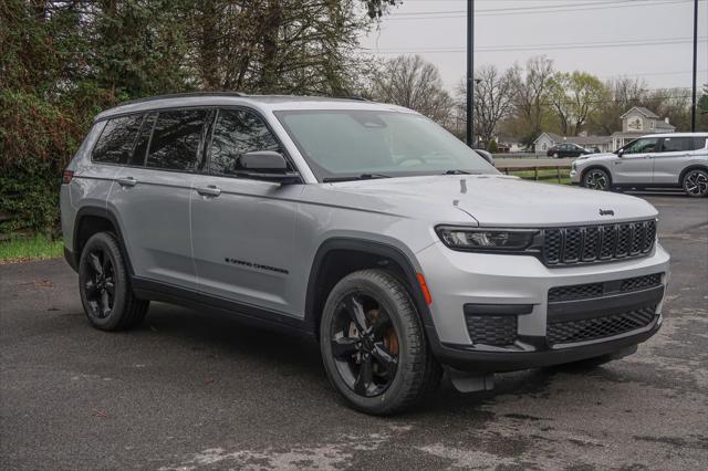 2023 Jeep Grand Cherokee L Altitude 4x2