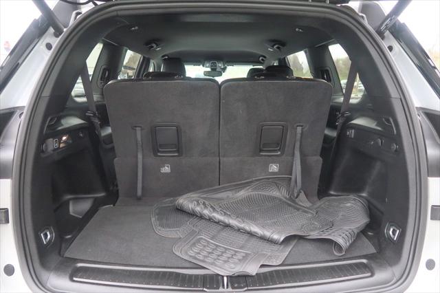 2023 Jeep Grand Cherokee L Altitude 4x2