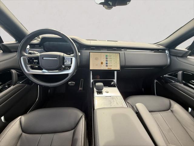 2026 Land Rover Range Rover P400 SE