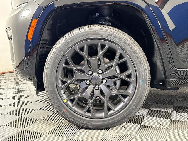2026 Jeep Grand Cherokee Summit 4x4