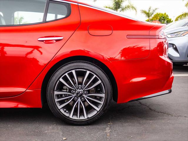 2019 Kia Stinger Base