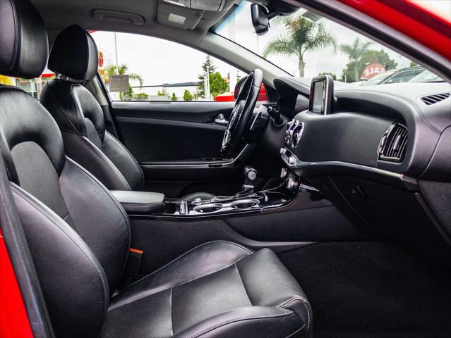 2019 Kia Stinger Base