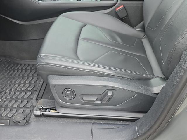 2023 Audi Q3 Premium Plus 45 TFSI S line quattro Tiptronic