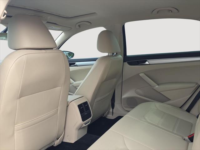 2019 Volkswagen Passat 2.0T Wolfsburg Edition