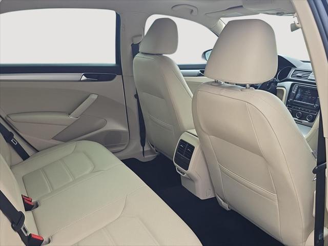 2019 Volkswagen Passat 2.0T Wolfsburg Edition