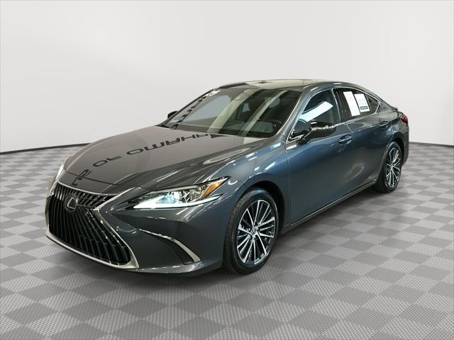 2025 Lexus ES 300h ES 300h