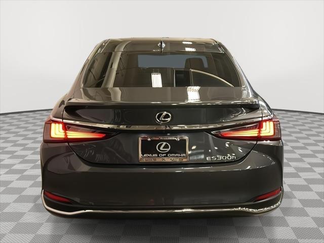 2025 Lexus ES 300h ES 300h