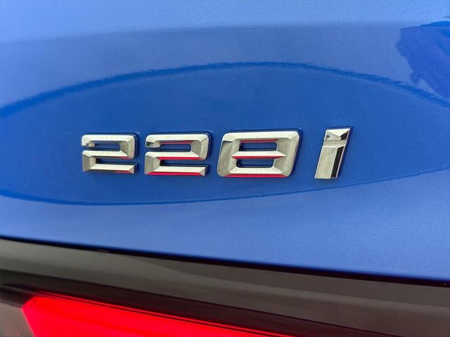 2022 BMW Coupe i sDrive