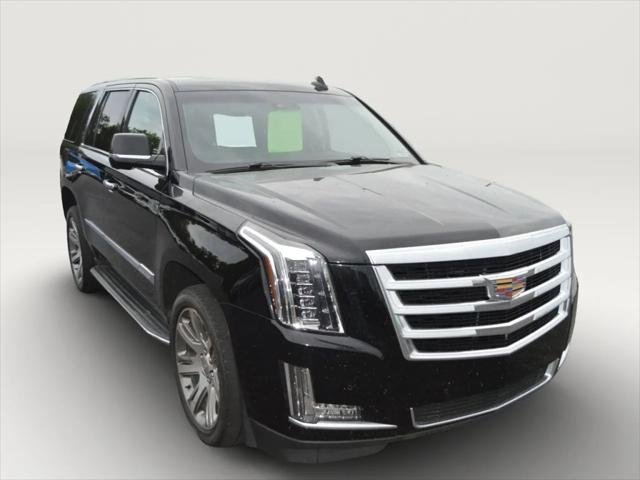 2016 Cadillac Escalade Luxury Collection