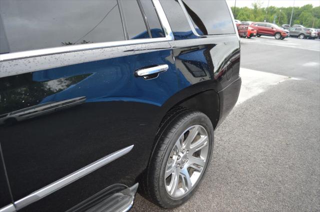 2016 Cadillac Escalade Luxury Collection