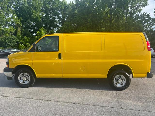 2023 Chevrolet Express Cargo Van RWD 2500 Regular Wheelbase WT