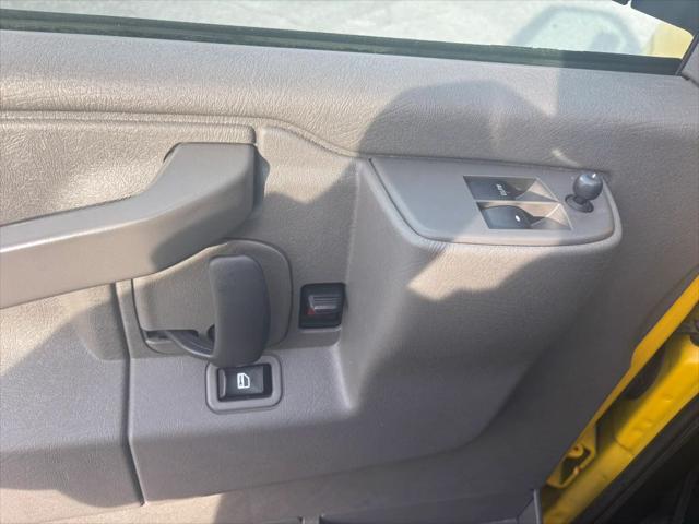 2023 Chevrolet Express Cargo Van RWD 2500 Regular Wheelbase WT