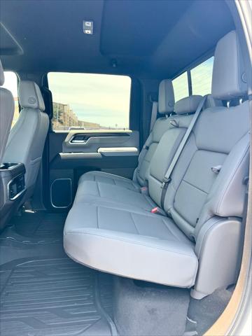 2026 GMC Sierra 2500HD Crew Cab, Standard Bed, SLT, 4WD
