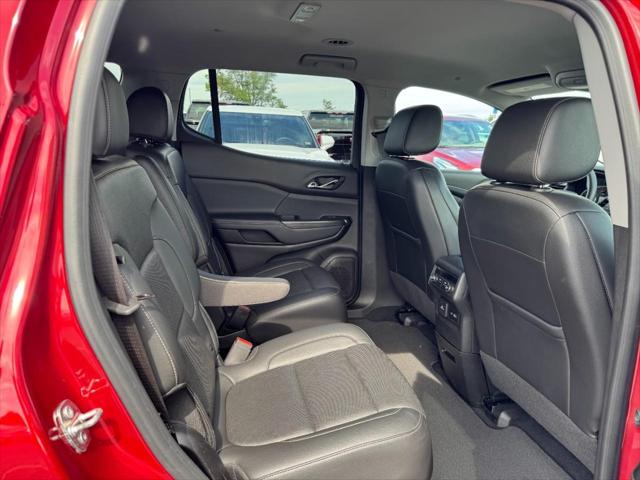 2023 GMC Acadia AWD SLT