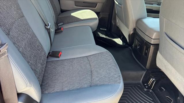 2017 Ram 1500 Big Horn Crew Cab 4x4 6'4" Box