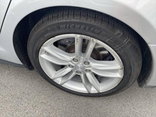 2015 Tesla Model S 85