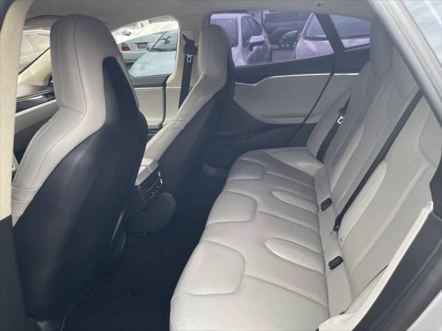 2015 Tesla Model S 85