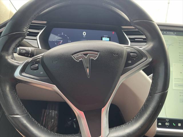 2015 Tesla Model S 85