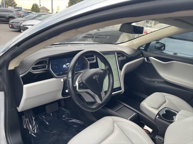 2015 Tesla Model S 85