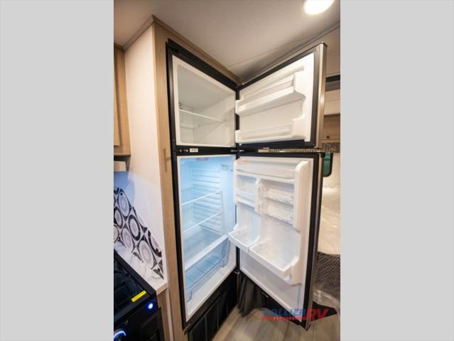 2026 Ford E-350 Cutaway Unknown
