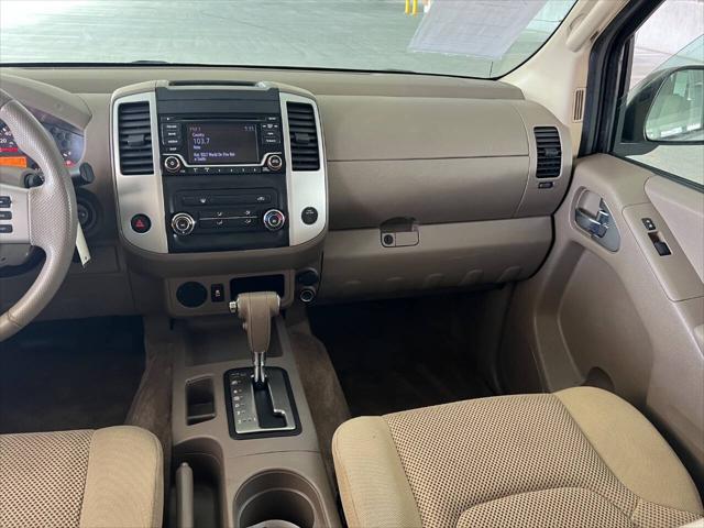 2016 Nissan Frontier SV