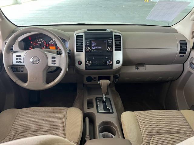 2016 Nissan Frontier SV