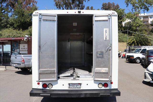 2016 Ford E-350 Stripped E 350 SD 138 in. WB DRW Stripped Chassis