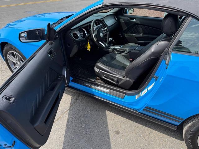 2012 Ford Mustang V6 Premium