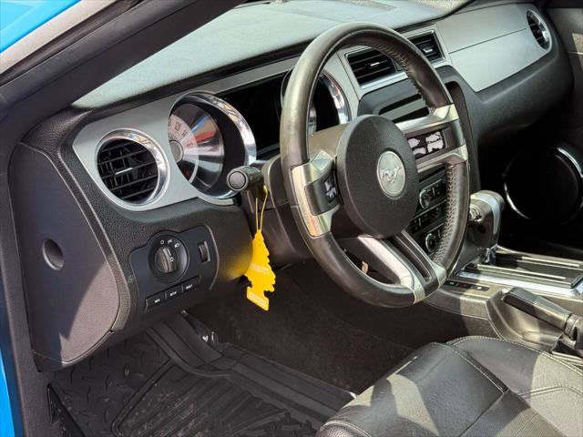 2012 Ford Mustang V6 Premium
