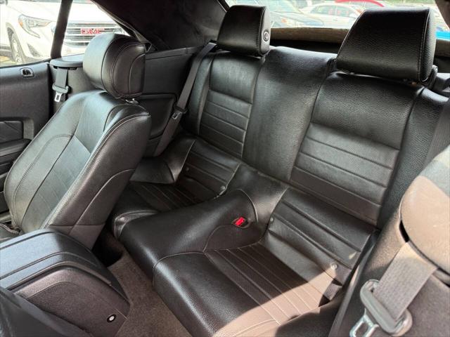 2012 Ford Mustang V6 Premium