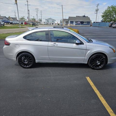 2010 Ford Focus SES