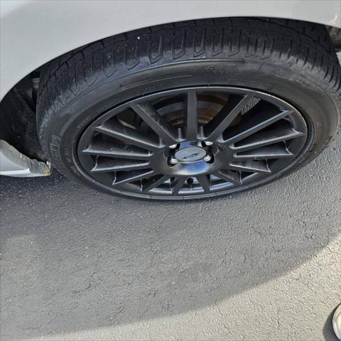 2010 Ford Focus SES