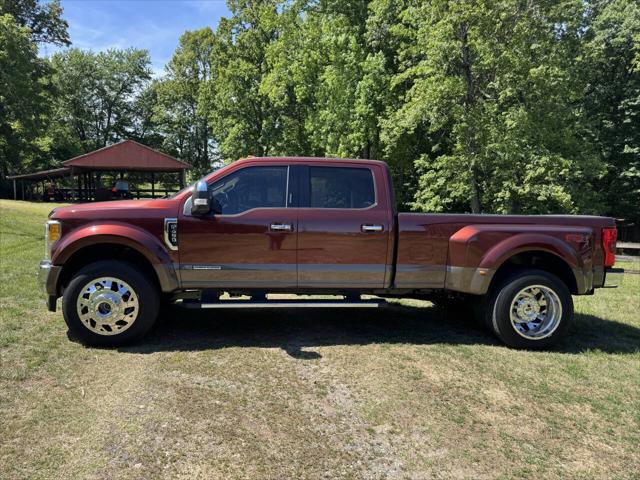 2017 Ford F-450 LARIAT