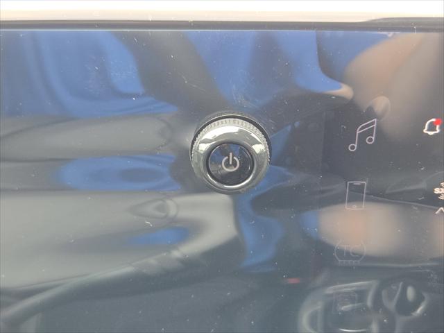 2026 Buick NV Sport Touring FWD