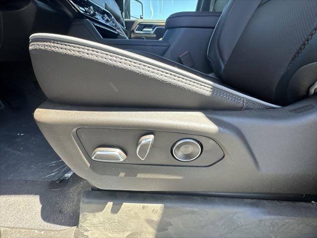 2026 GMC Sierra 3500HD Crew Cab, Long Bed, Denali Dual Rear Wheel, 4WD