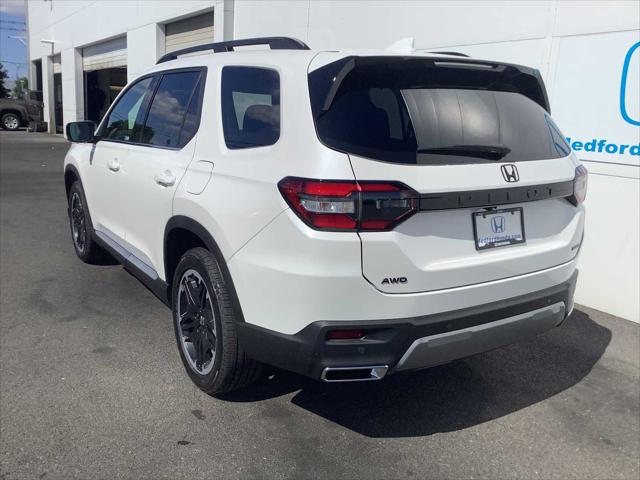 2026 Honda Pilot Touring Blackout