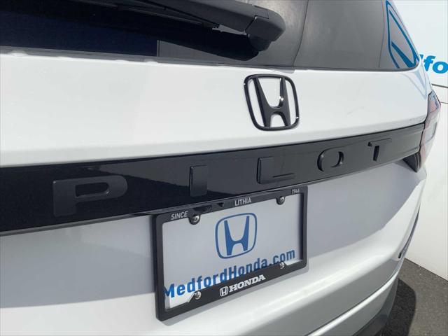 2026 Honda Pilot Touring Blackout