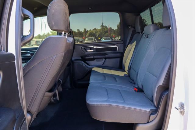 2024 Ram 1500 Big Horn Crew Cab 4x4 5'7" Box