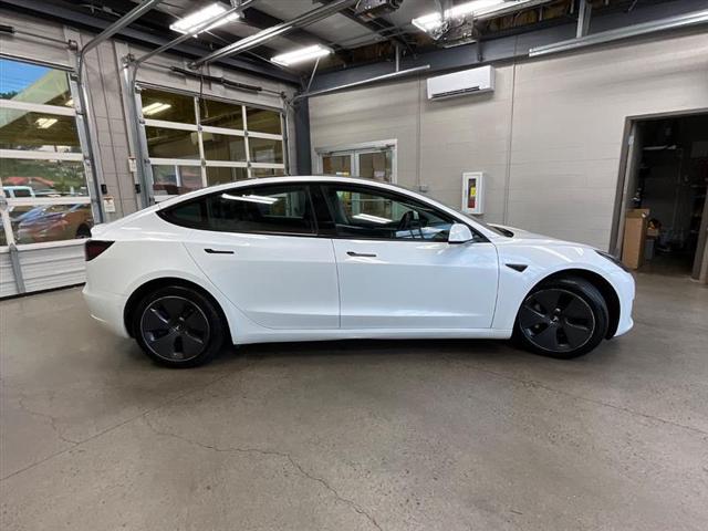 2021 Tesla Model 3 Standard Range Plus Rear-Wheel Drive