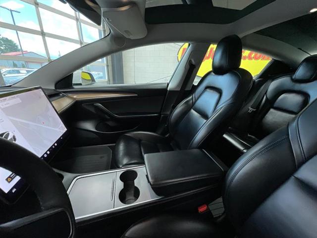 2021 Tesla Model 3 Standard Range Plus Rear-Wheel Drive