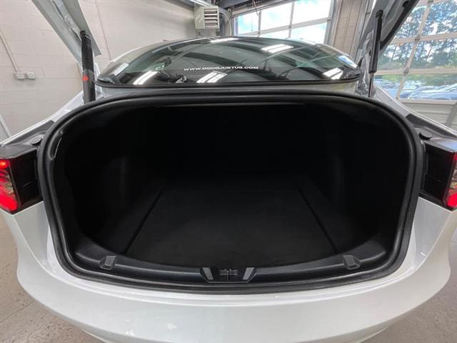 2021 Tesla Model 3 Standard Range Plus Rear-Wheel Drive