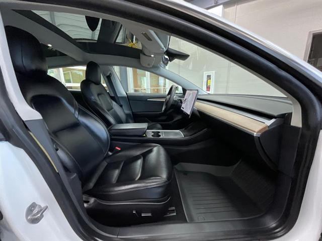 2021 Tesla Model 3 Standard Range Plus Rear-Wheel Drive
