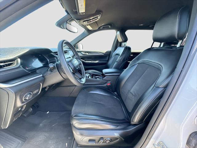 2023 Jeep Grand Cherokee L Altitude 4x4